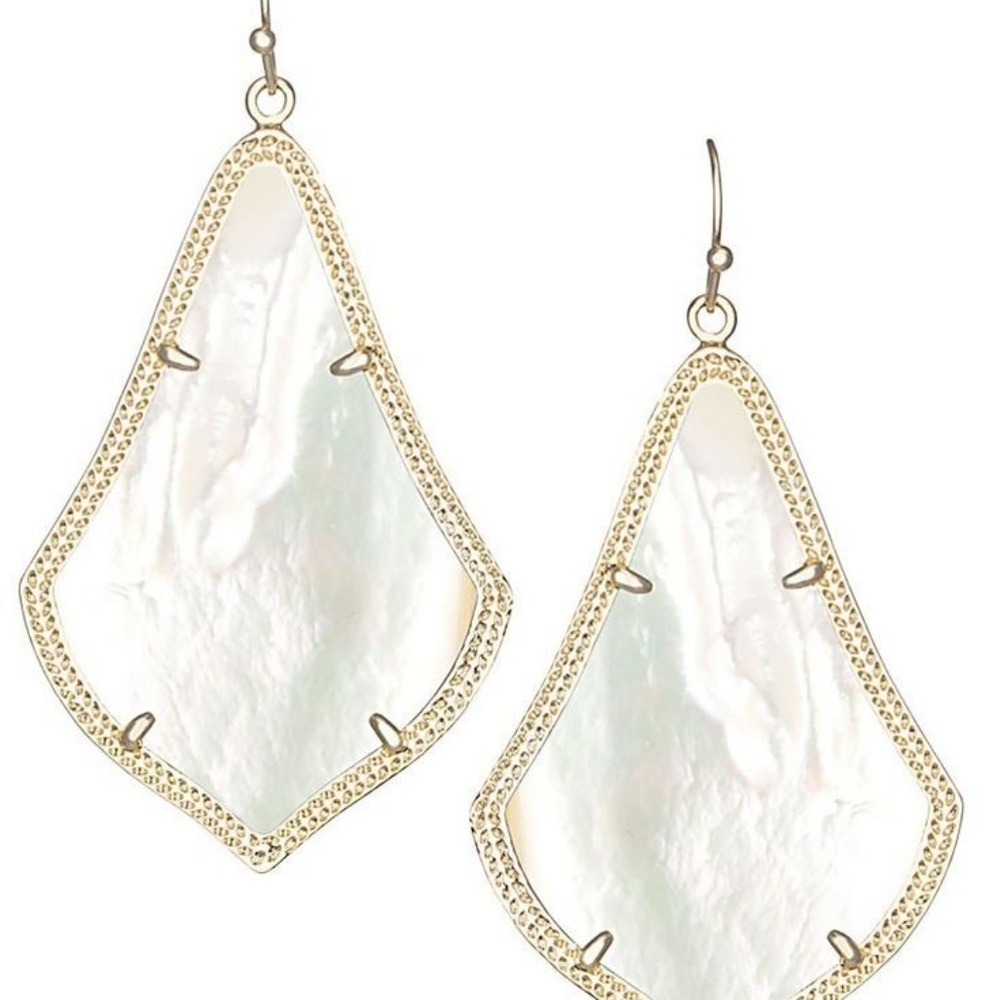Kendra Scott Alexandra Earrings in Ivory Pearl